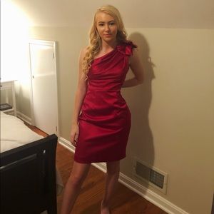 The Limited Size 4 Red OneShoulder cocktail dress
